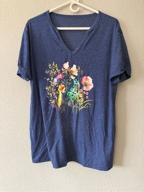 Floral V-Neck Tee - Navy Blue